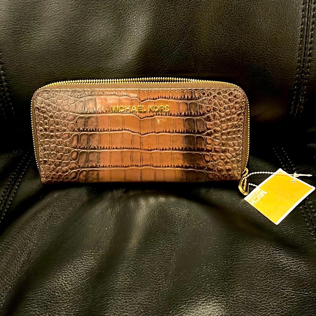 Brand New Never Used Michael Kors Jet Set Travel Brown Leather Croc